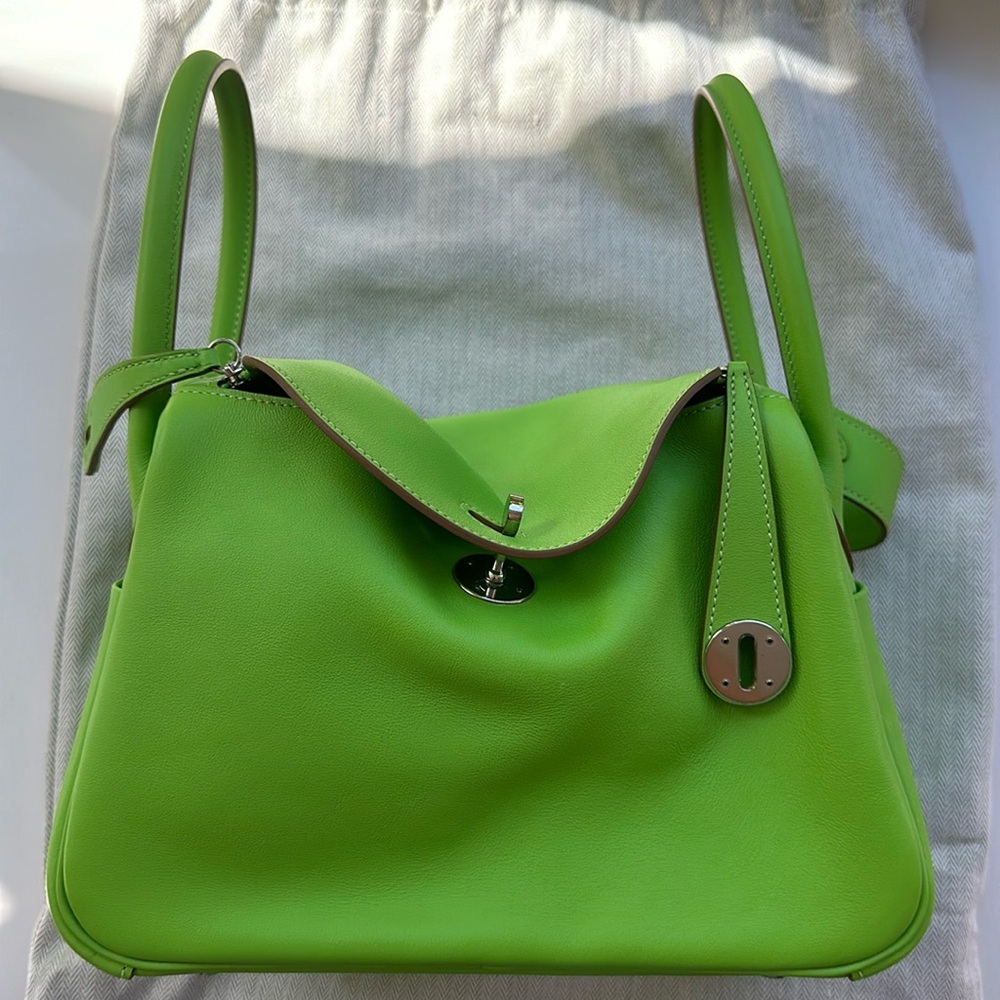 Hermes Lindy 26 in granny apple swift